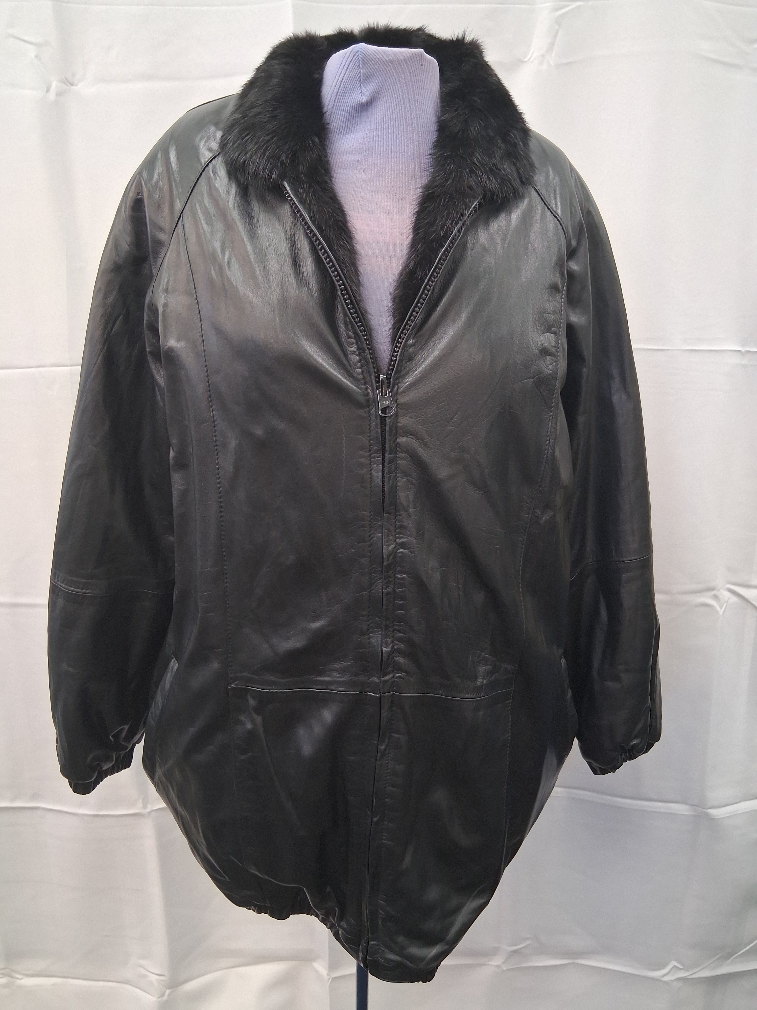 Womens Reversible Leather/Mink Bomber Style Jacket, Size Small, Item 158
